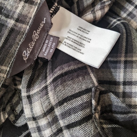 Eddie Bauer flannel, size xl. Black & grey. - Picture 12 of 13
